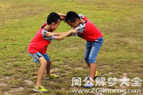 梦见妈妈摔跤 梦见妈妈摔跤