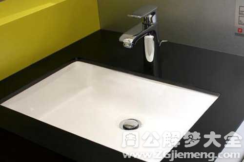 梦见在水龙头洗脸 梦见在水龙头洗脸