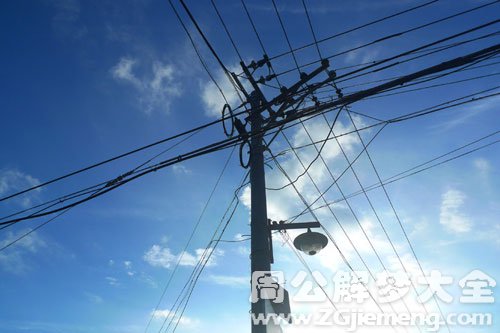 电线杆子 电线杆子