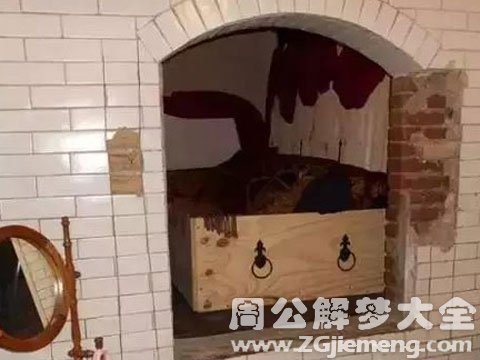 梦见棺材放在墓穴.jpg 梦见棺材放在墓穴.jpg