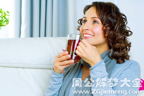 梦见喝茶水呛到 梦见喝茶水呛到