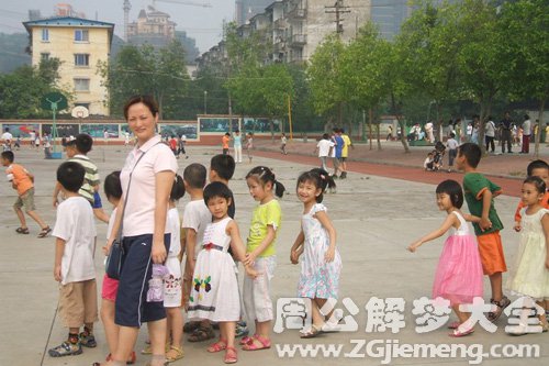 梦见学院好多小朋友 梦见学院好多小朋友