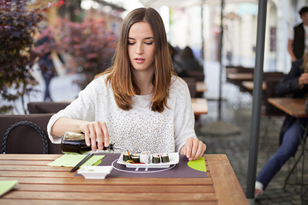 揭秘餐桌的风水禁忌!