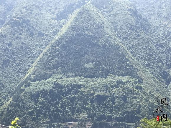 八宅风水传承已久拥有诸多学者,八宅著作如汗牛充栋令人眼花缭乱-1.jpg 八宅风水传承已久拥有诸多学者,八宅著作如汗牛充栋令人眼花缭乱-1.jpg