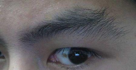 扫把眉和剑眉有什么区别,面相如何? 扫把眉和剑眉有什么区别,面相如何?