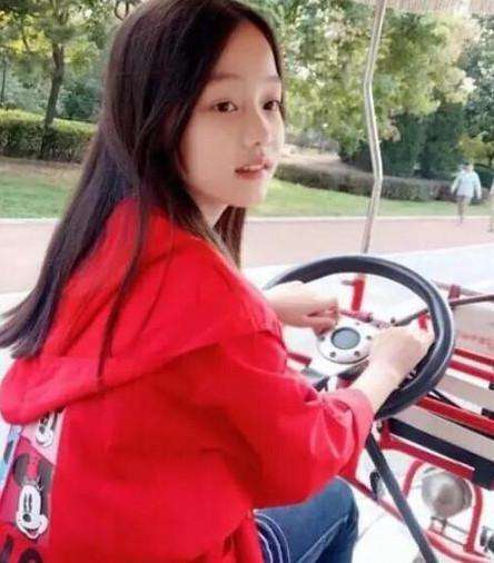 赵薇的女儿是富贵命吗? 赵薇的女儿是富贵命吗?